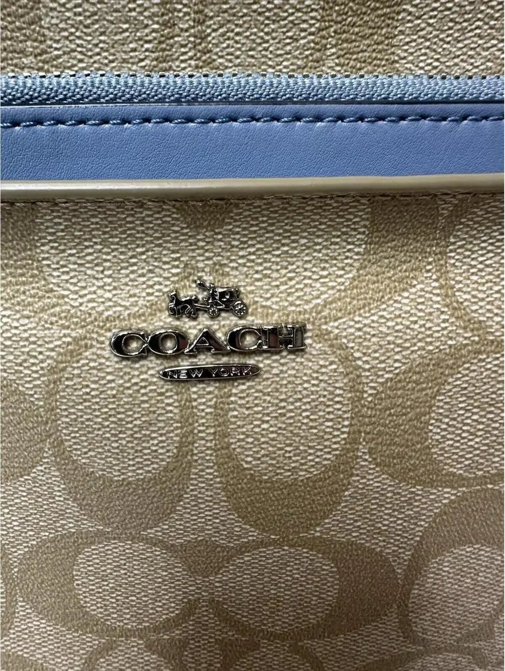 Coach SIgnature East West Crossbody Handbag Light Khaki Pool  Zip Pouch F58316 - Picture 9 of 9